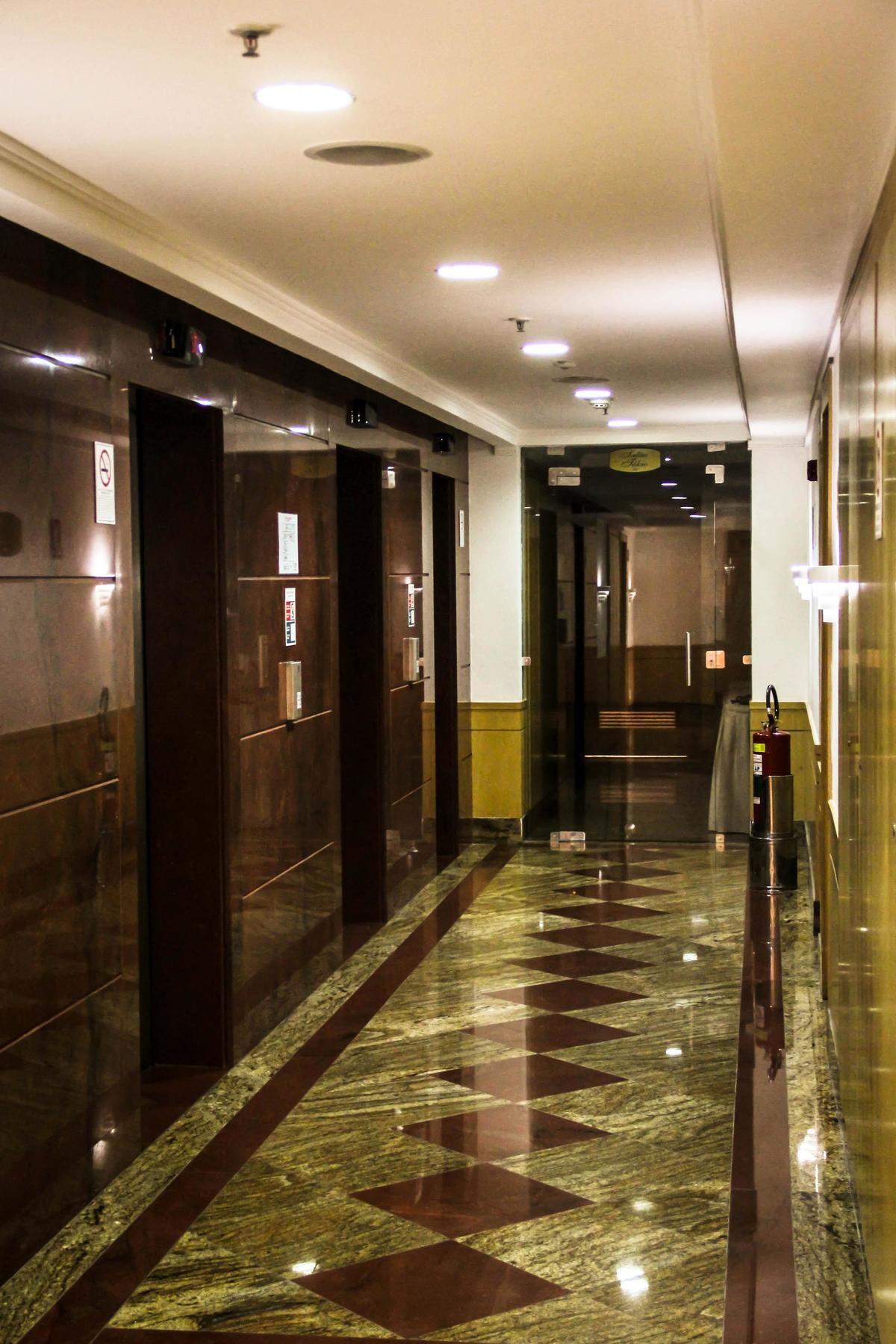Hotel Atlantico Tower Rio de Janeiro Exterior foto Elevator lobby