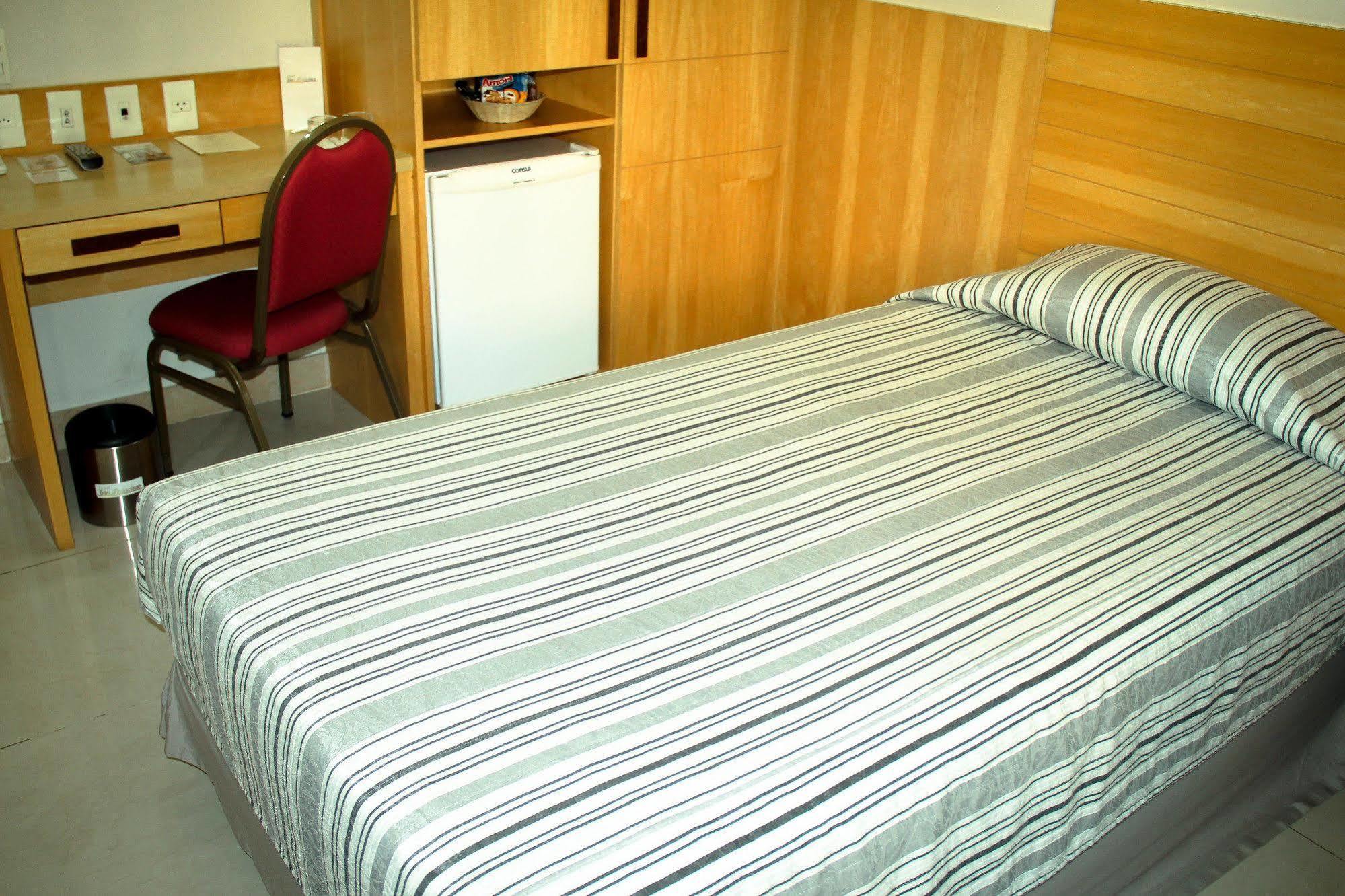 Hotel Atlantico Tower Rio de Janeiro Exterior foto A single room at the hotel